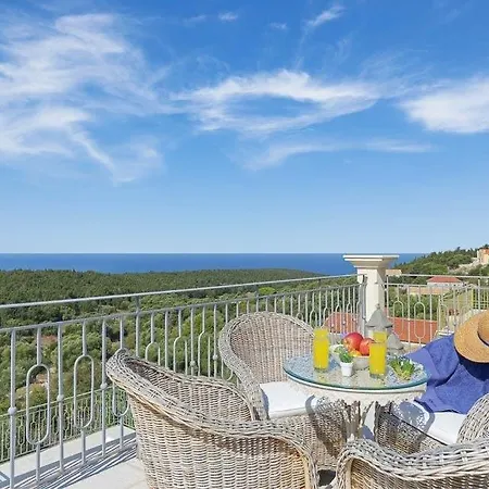 Sleeps 6 Pool Air Con Wifi * Antipata (Erisos)