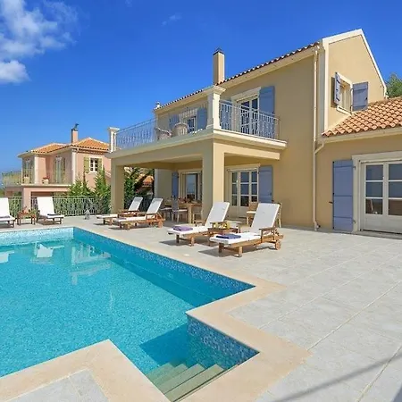 Sleeps 6 Pool Air Con Wifi * Antipata (Erisos)